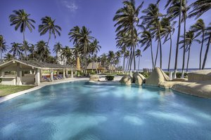 Piscina y playa