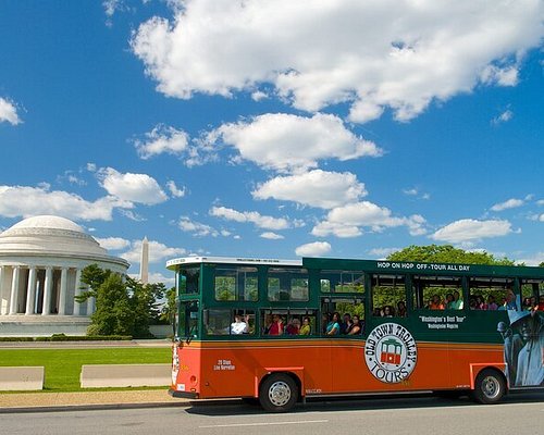 old town trolley tours of washington dc monuments by moonlight