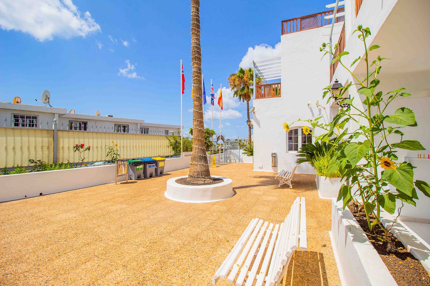 VISTA MAR APARTMENTS - Updated 2023 Prices & Hotel Reviews (Puerto Del ...