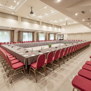 Ani Plaza Hotel in Yerevan