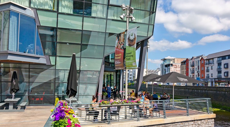 Dining option is the Summer months - weather permitting.