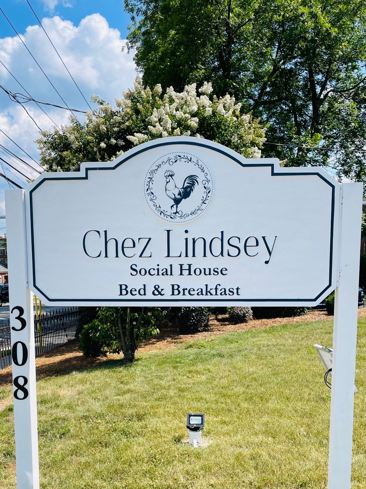 CHEZ LINDSEY BED AND BREAKFAST - Updated 2023 Prices & Hotel Reviews ...