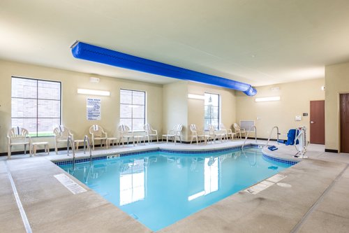 COBBLESTONE HOTEL & SUITES - OTTUMWA - Updated 2023 Prices & Reviews (IA)