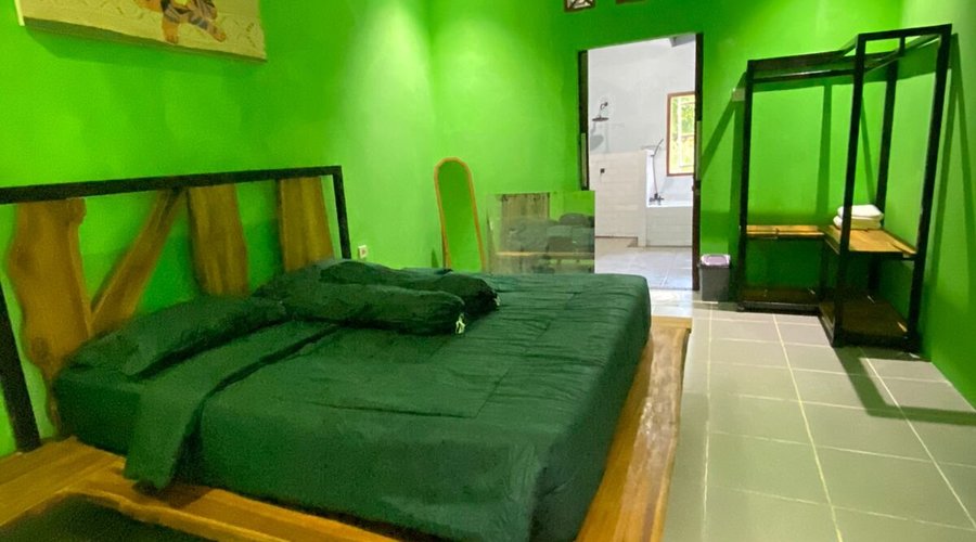 ruang kamar tidur yang luas