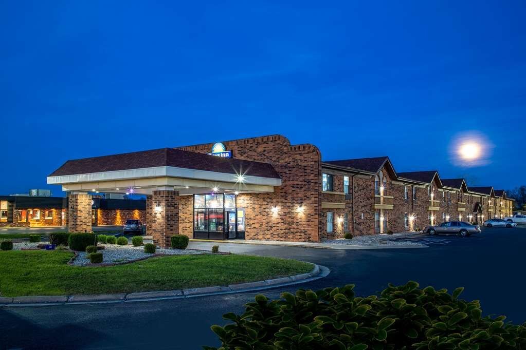 DAYS INN BY WYNDHAM ANDERSON IN Updated 2024 Prices Motel Reviews   Exterior 