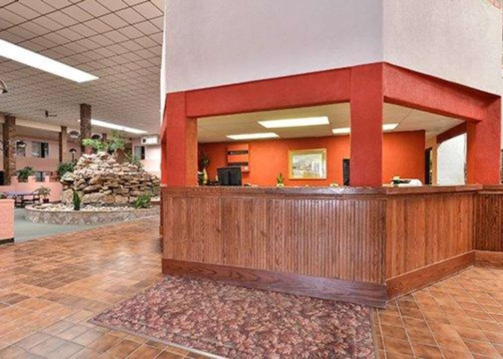 QUALITY INN SUITES ALAMOSA 67 7 7 Prices Hotel Reviews CO   Front Desk 