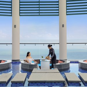 Horizon Bar