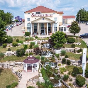 Savannah House Hotel, hotel in Branson