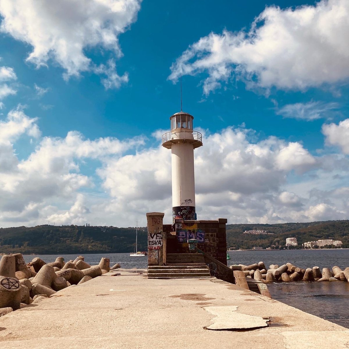 Varna Seaport Lighthouse, Варна: лучшие советы перед посещением -  Tripadvisor