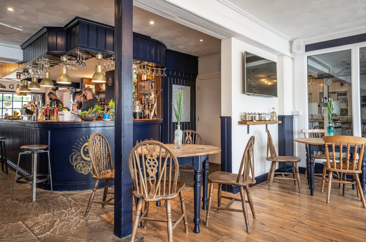 THE MERMAID BAR, Isle of Wight - Updated 2024 Restaurant Reviews, Menu ...