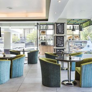 lobby bar