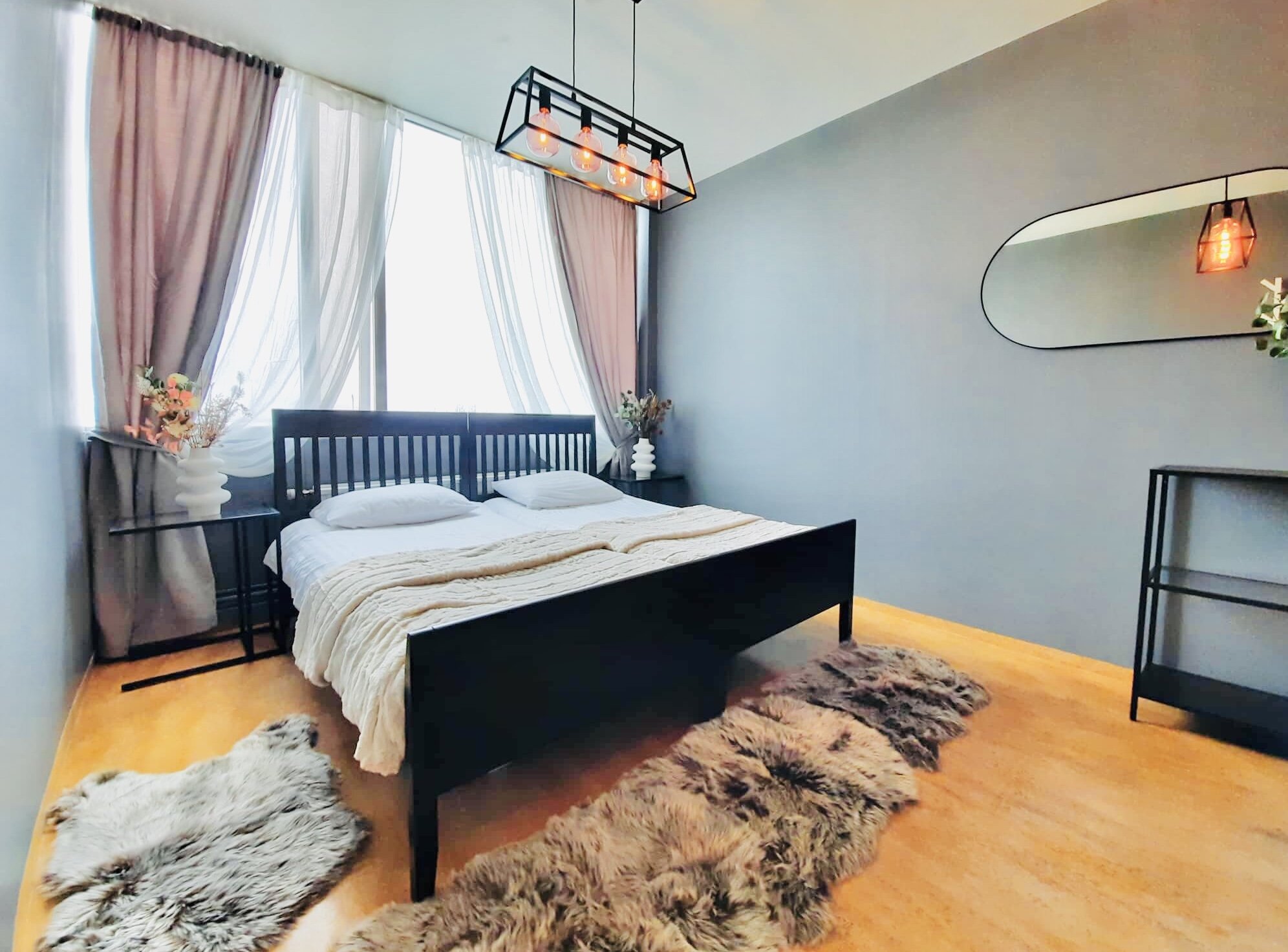 最高級のスーパー Bus Hostel Reviews & Pictures Kitchenettes: Reykjavik 地図・旅行ガイド