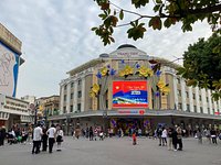 Walking in Hanoi - Trang Tien street 【4K】 