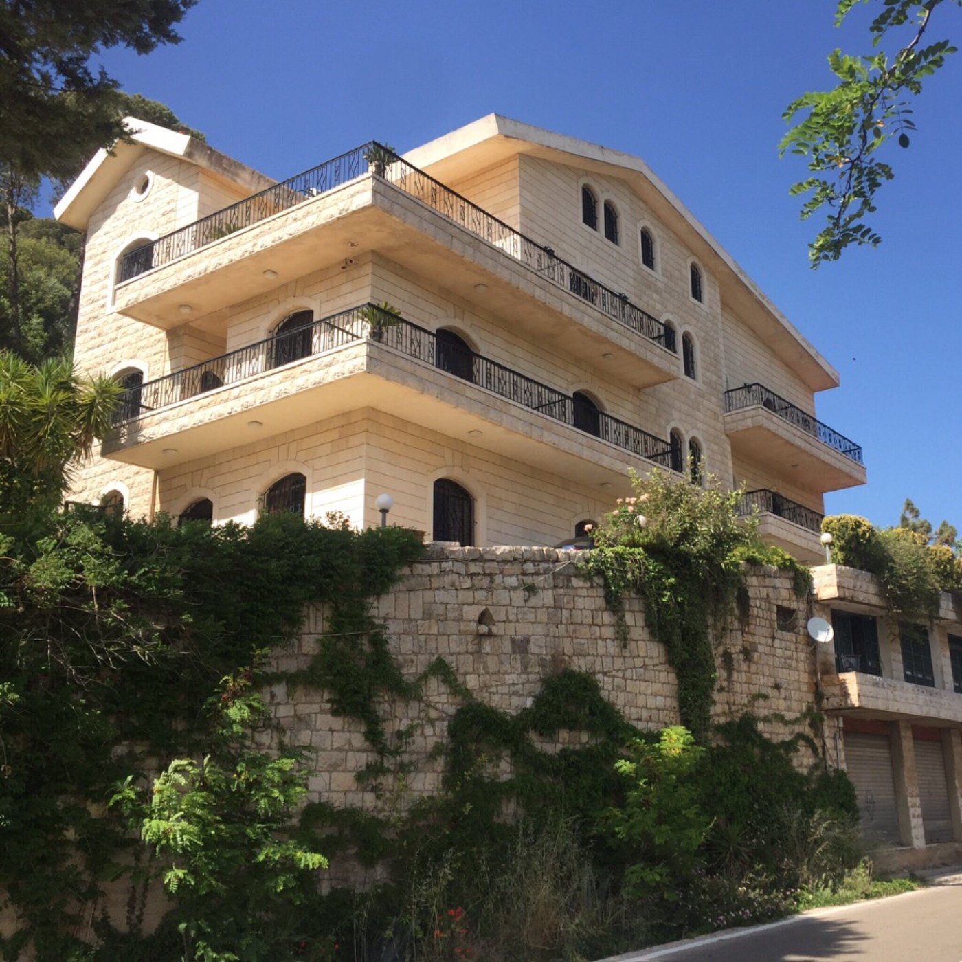 LA BASTIDE HOTEL - Reviews (Deir el Qamar, Lebanon)