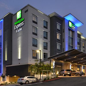 Our hotel is centrally located in Mission Valley, California