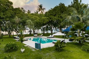 Pool und Strand