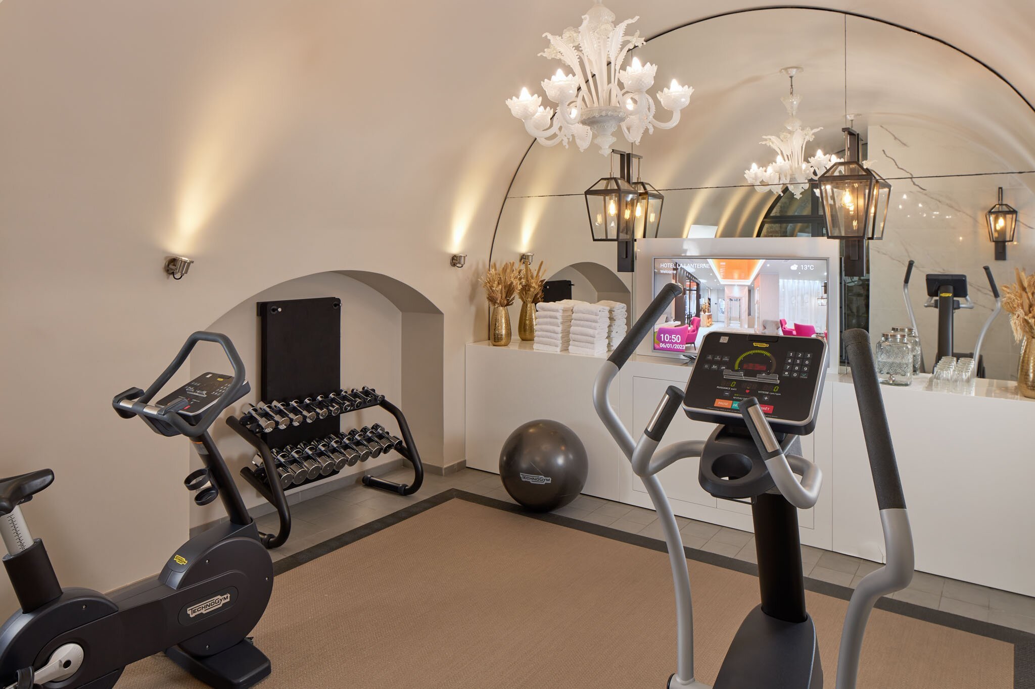 Hotel La Lanterne & Spa by Timhotel by null