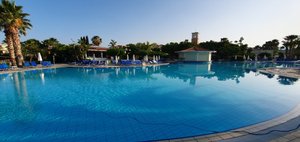 AVANTI HOLIDAY VILLAGE - Updated 2023 Prices & Resort Reviews (Paphos ...