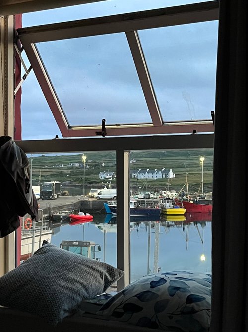 THE MOORINGS PORTMAGEE - Updated 2023 Prices & Guest house Reviews ...