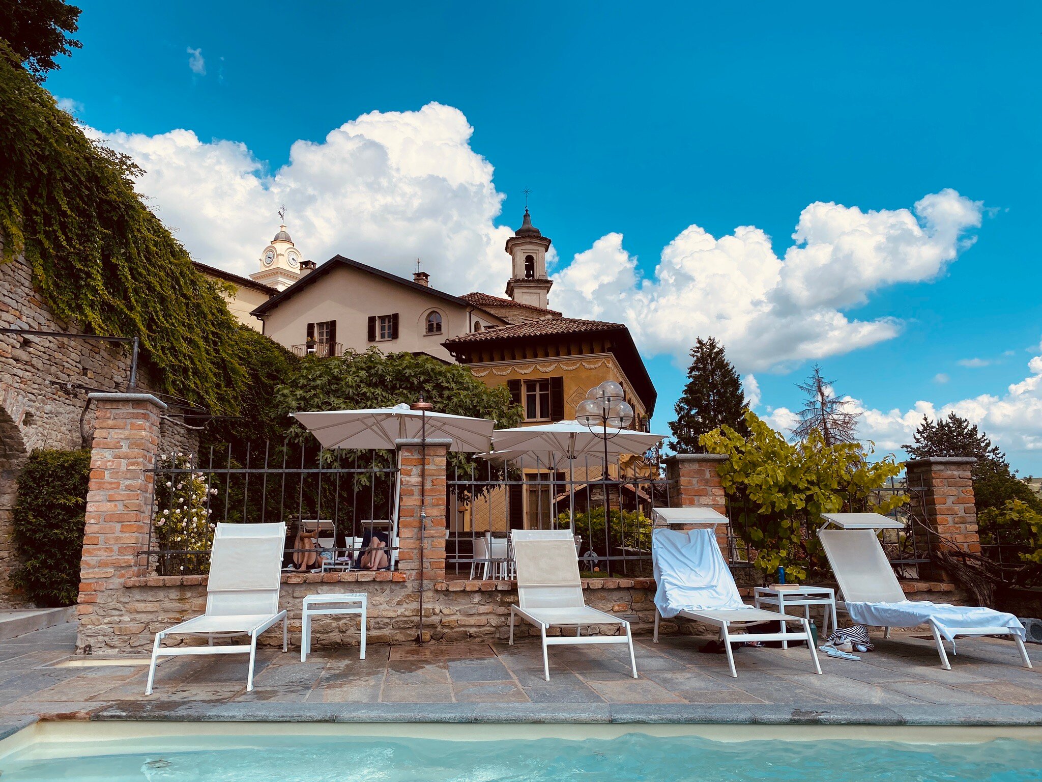 RELAIS VILLA DEL BORGO (Canelli, Province Of Asti, Italia): Opiniones Y ...