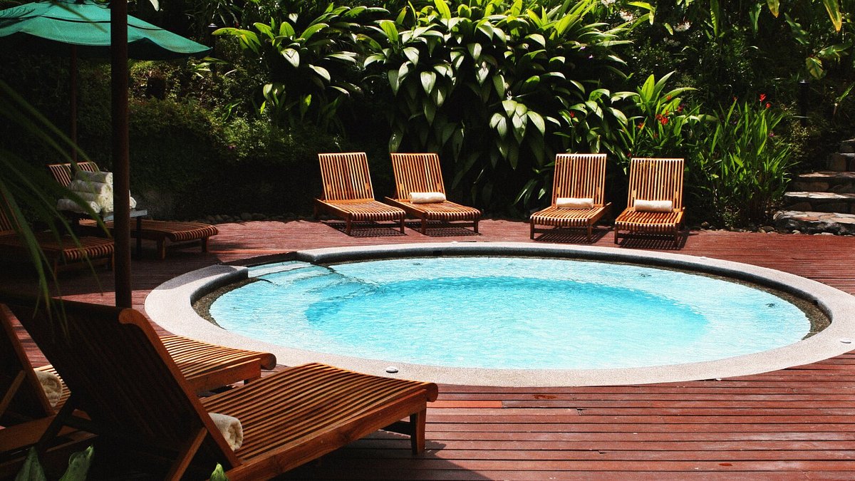 Las mejores 37 ideas de Jacuzzis en terrazas  jacuzzis en terrazas,  piscinas, pequeñas piscinas