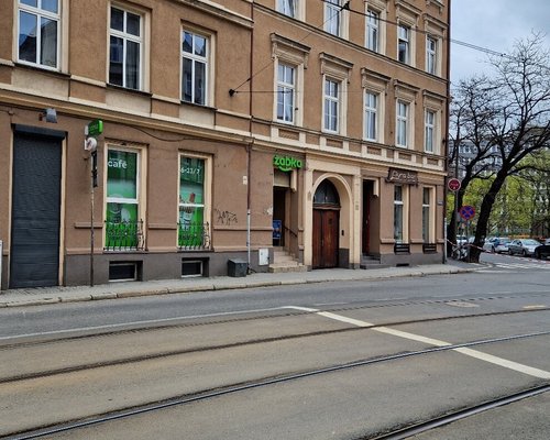 Computer Store nearby Poznań, Poland: addresses, websites in Shops