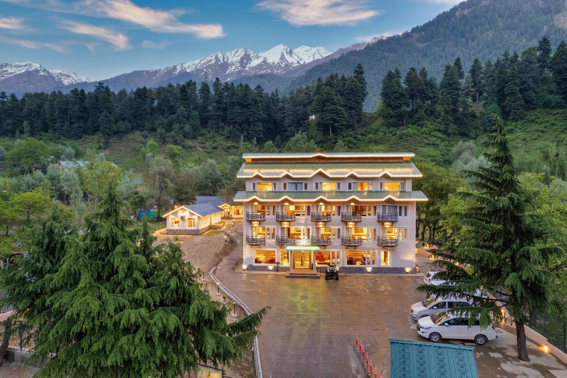 WELCOME RESORT PAHALGAM (Kashmir) - Resort Reviews, Photos, Rate ...