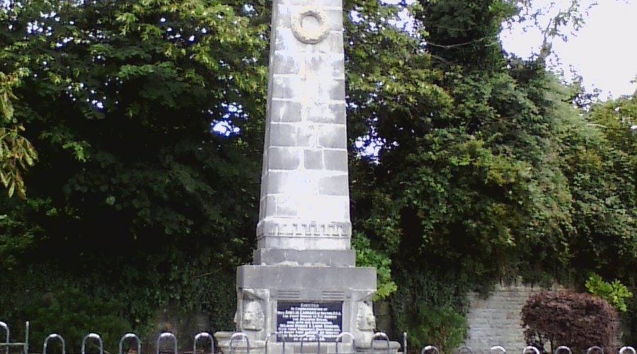 This is the main memorial, from 1930.  It is the right way up in my laptop but is showing inverted in Trip Advisor.