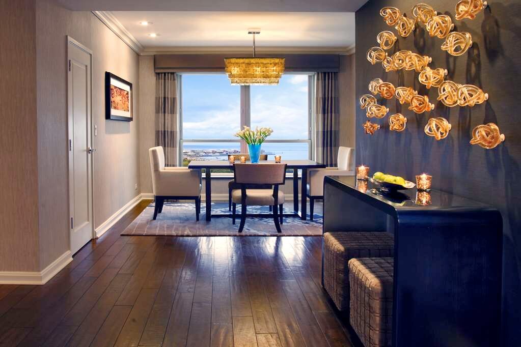 HILTON CHICAGO - Updated 2023 Prices & Hotel Reviews (IL)