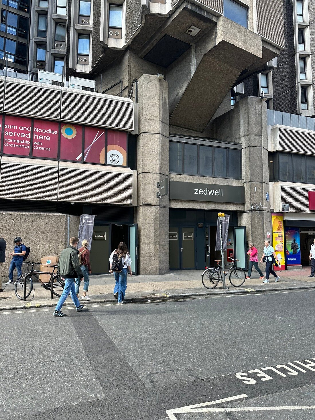 ZEDWELL UNDERGROUND TOTTENHAM COURT ROAD Hôtel (Londres Angleterre ZEDWELL UNDERGROUND TOTTENHAM COURT ROAD Hôtel (Londres Angleterre