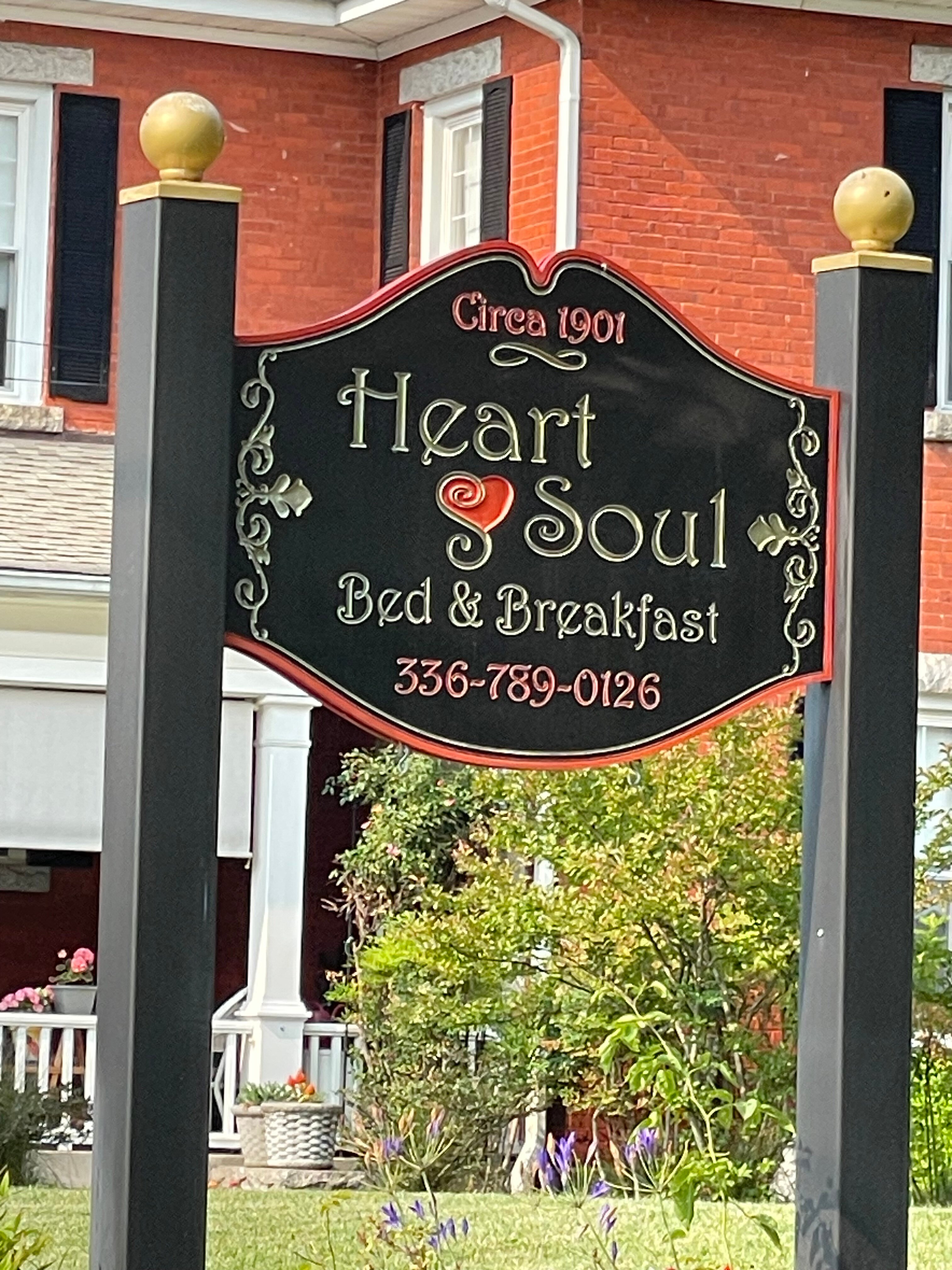 HEART & SOUL BED AND BREAKFAST - Updated 2023 Prices & B&B Reviews ...