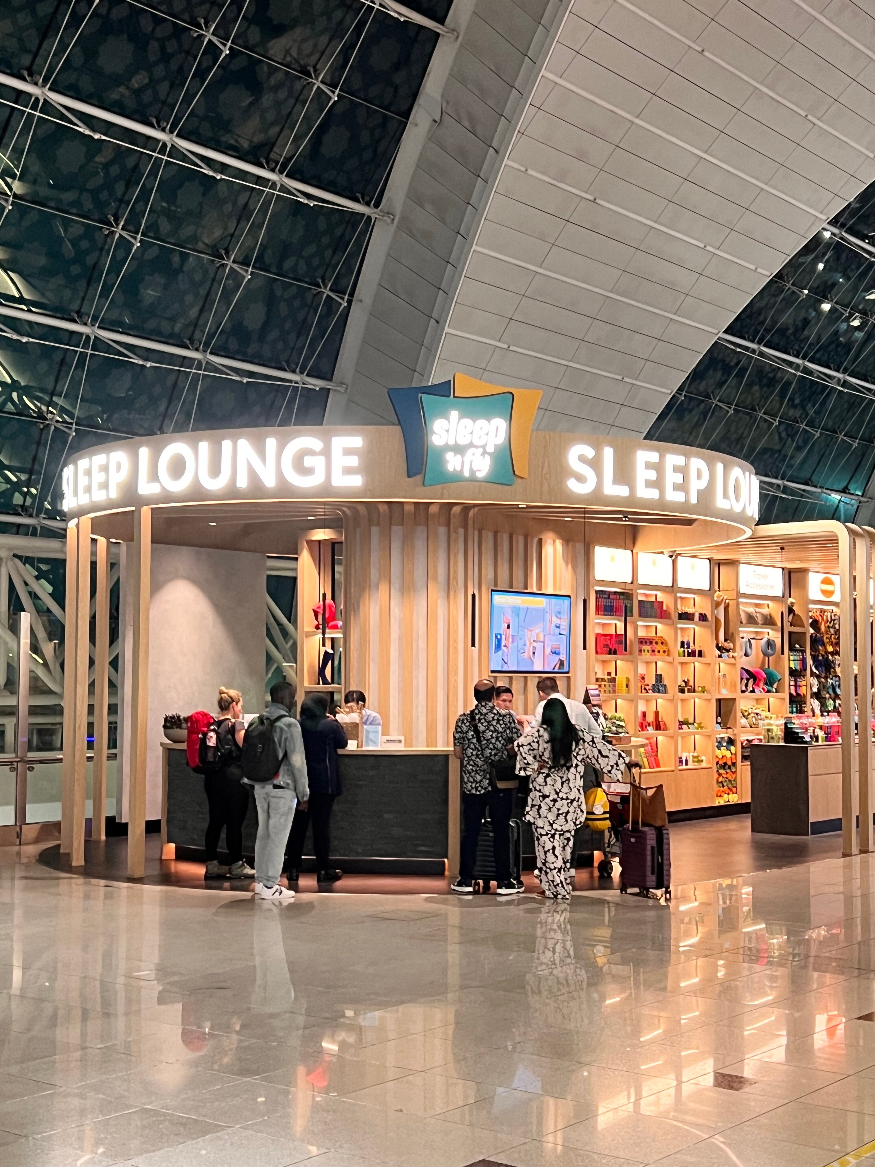 SLEEP 'N FLY AT DUBAI INTERNATIONAL AIRPORT B-GATES /TERMINAL 3 ...