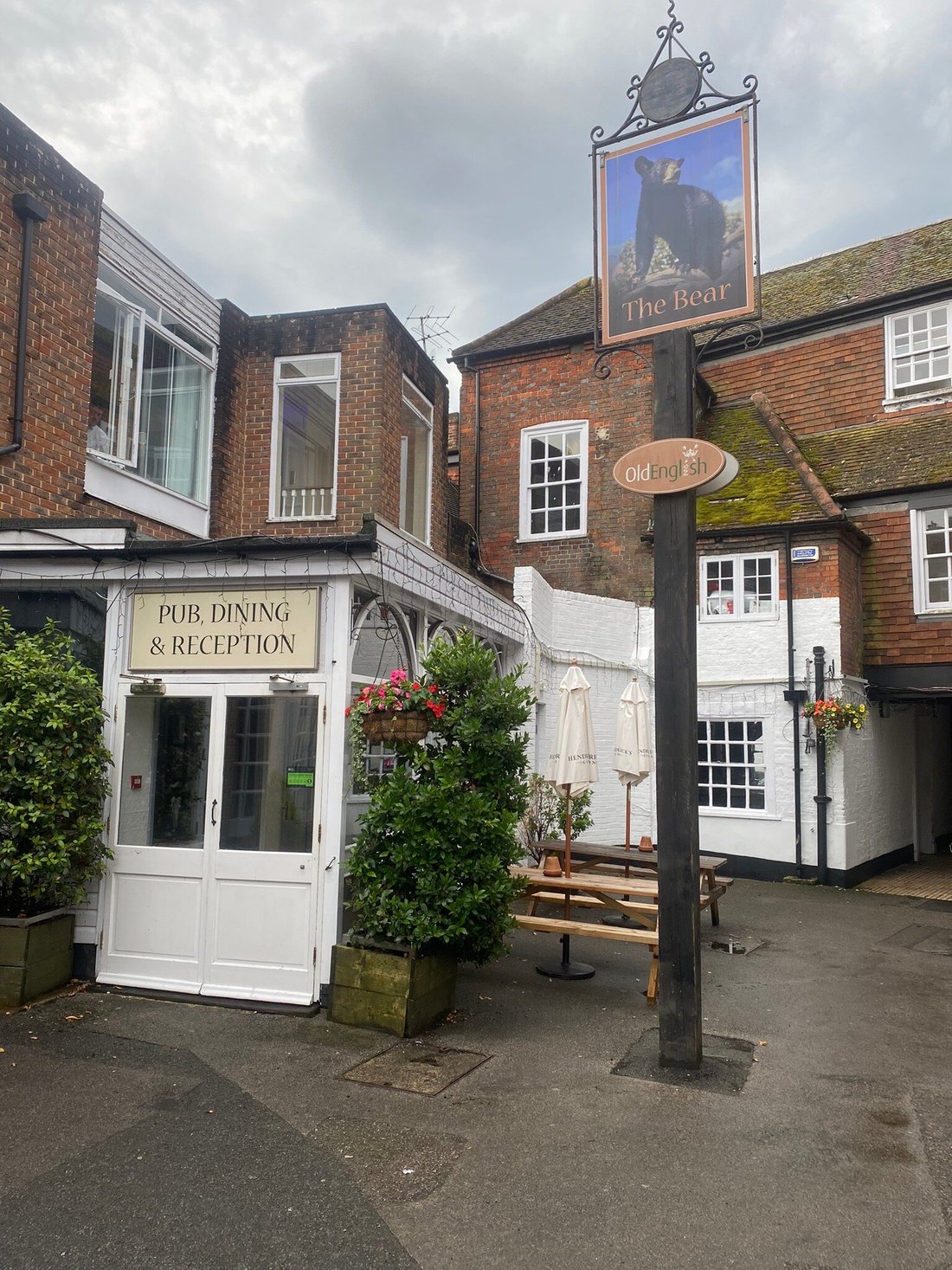 THE BEAR, Havant - Cardápio, Preços & Comentários de Restaurantes