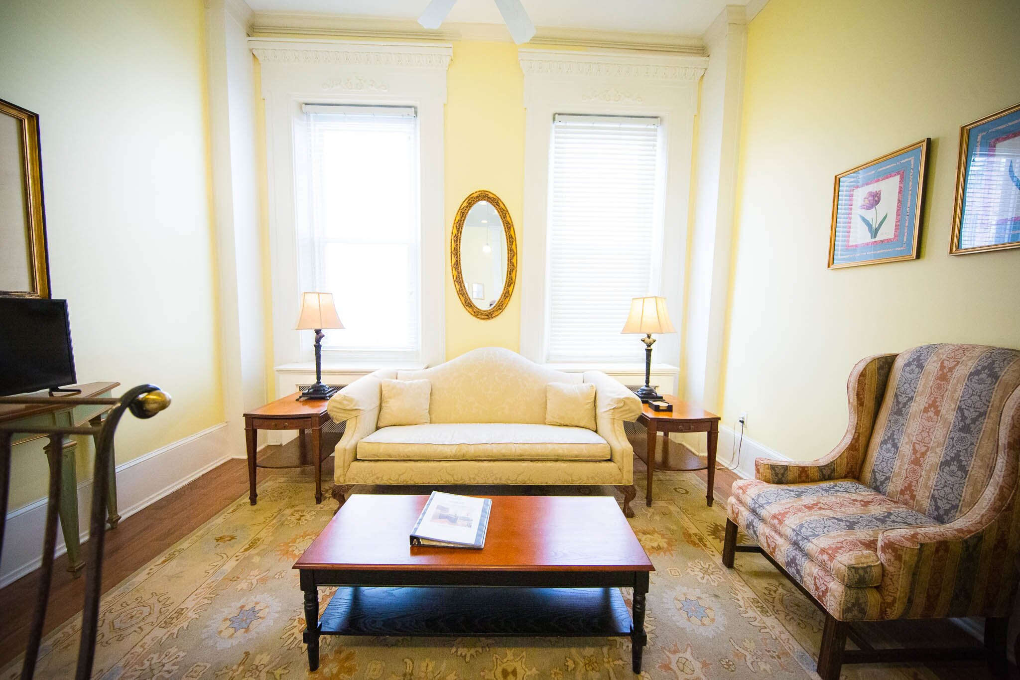 LA RESERVE BED AND BREAKFAST (Philadelphia) - B&B Reviews, Photos, Rate ...