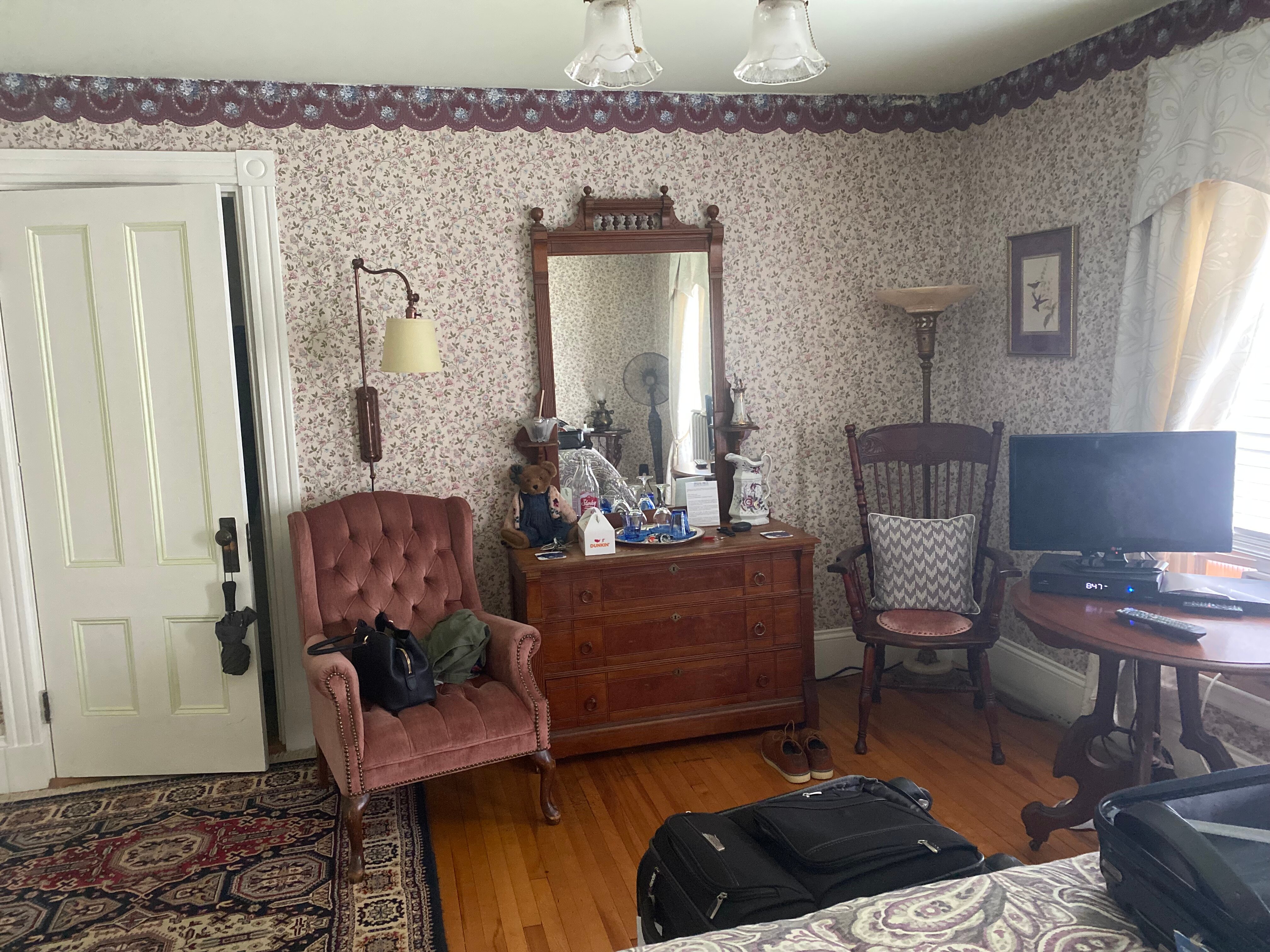 HOLIDAE HOUSE BED & BREAKFAST $140 ($̶1̶5̶4̶) - Updated 2023 Prices ...