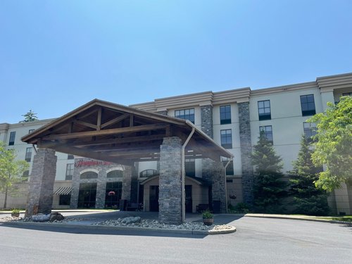 HAMPTON INN & SUITES LAKE GEORGE $101 ($̶1̶5̶4̶) - Updated 2023 Prices ...