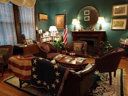OLD NORTHSIDE BED AND BREAKFAST INN $145 ($̶1̶9̶5̶) - Updated 2023