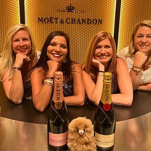 Private Champagne Moët & Chandon — Pressoria Day trip, 9 Tastings