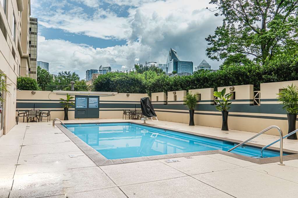 DoubleTree By Hilton Charlotte Uptown Pool Pictures Reviews Tripadvisor   Pool 