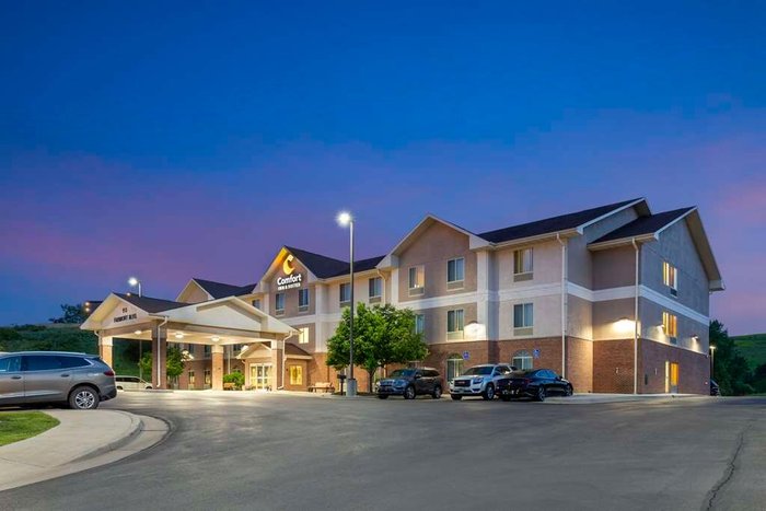 COMFORT INN & SUITES $70 ($̶9̶2̶) - Prices & Hotel Reviews - Rapid City, SD