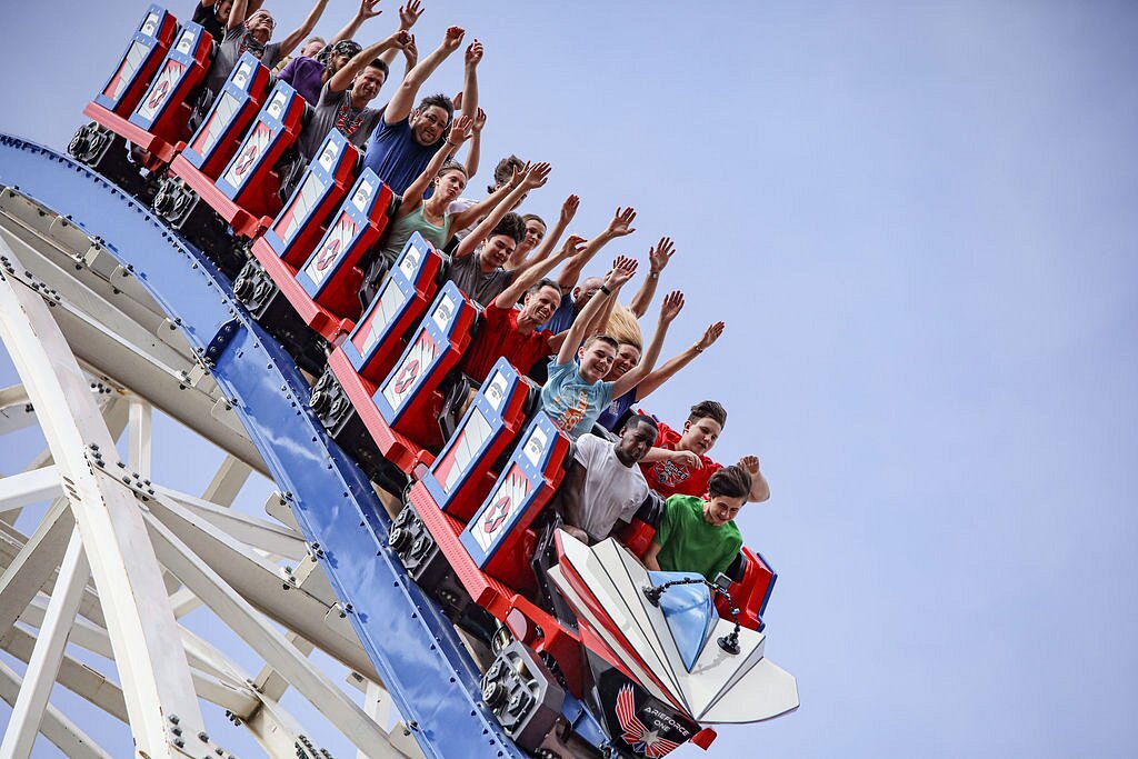 ArieForce One Roller Coaster - Now Open! - Fun Spot America Atlanta