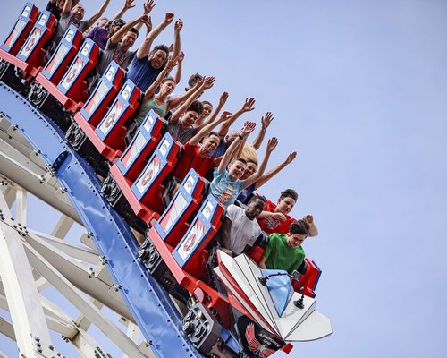 A Wild New Roller Coaster Opens in Georgia - The New York Times