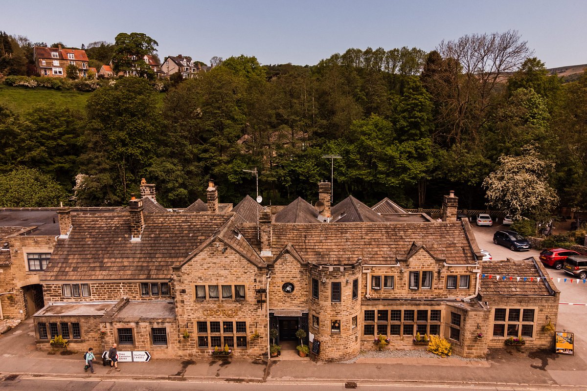 The best available hotels & places to stay near Bamford - Bamford