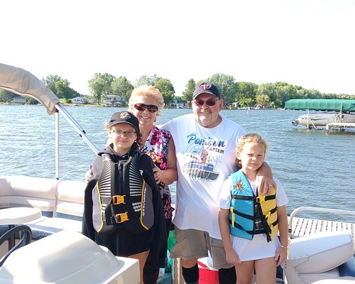 Minneapolis, St. Paul gain a flock of swan boat rentals