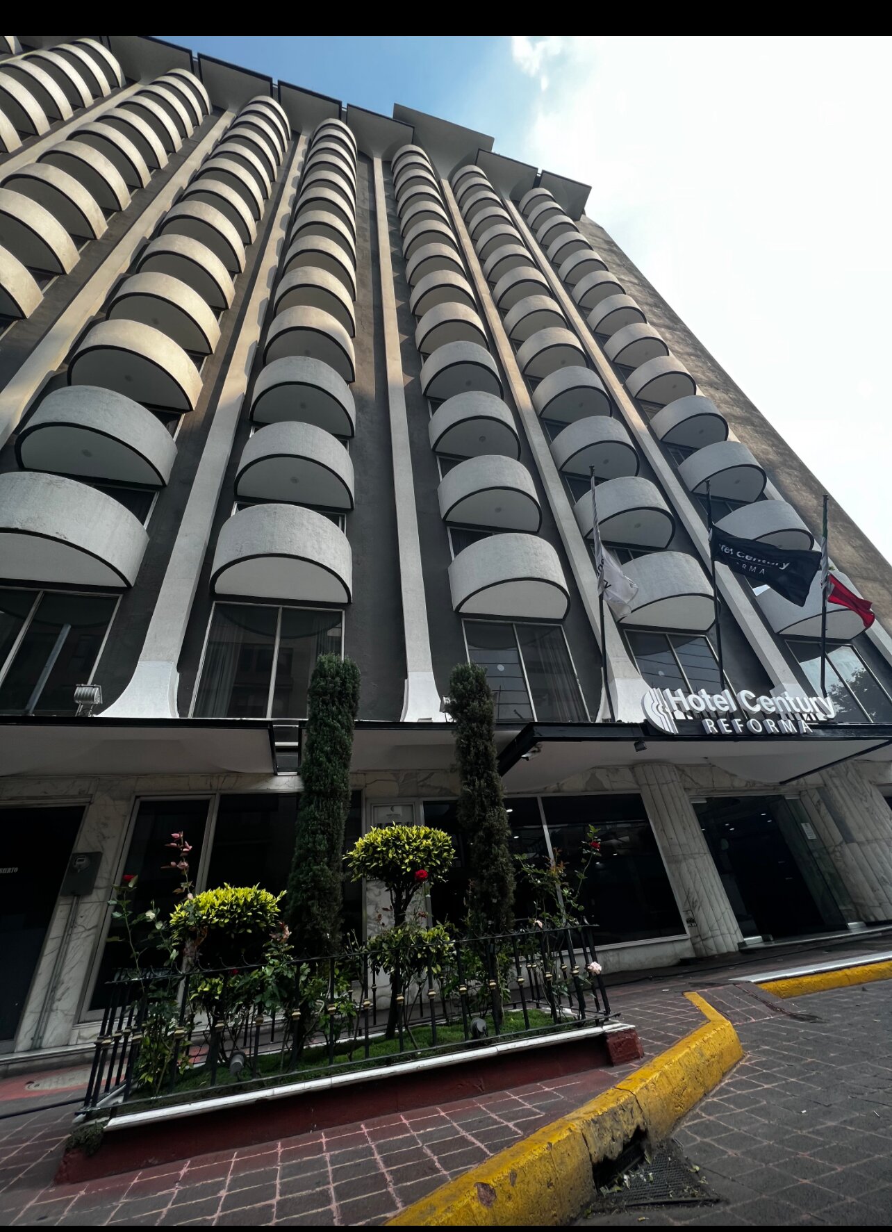 Hotel century zona rosa bolsa de trabajo sale