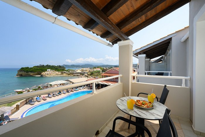 Fiona Apartments UPDATED 2024: 39 Bedroom Apartment in Roda with Balcony  and Terrace - Tripadvisor