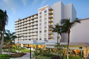 Courtyard by Marriott Miami Airport in Miami