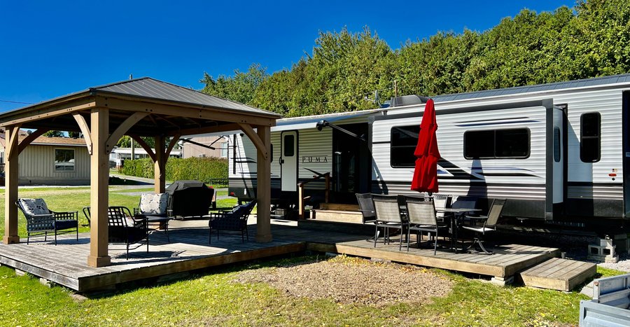Waterfront Trailer Rental