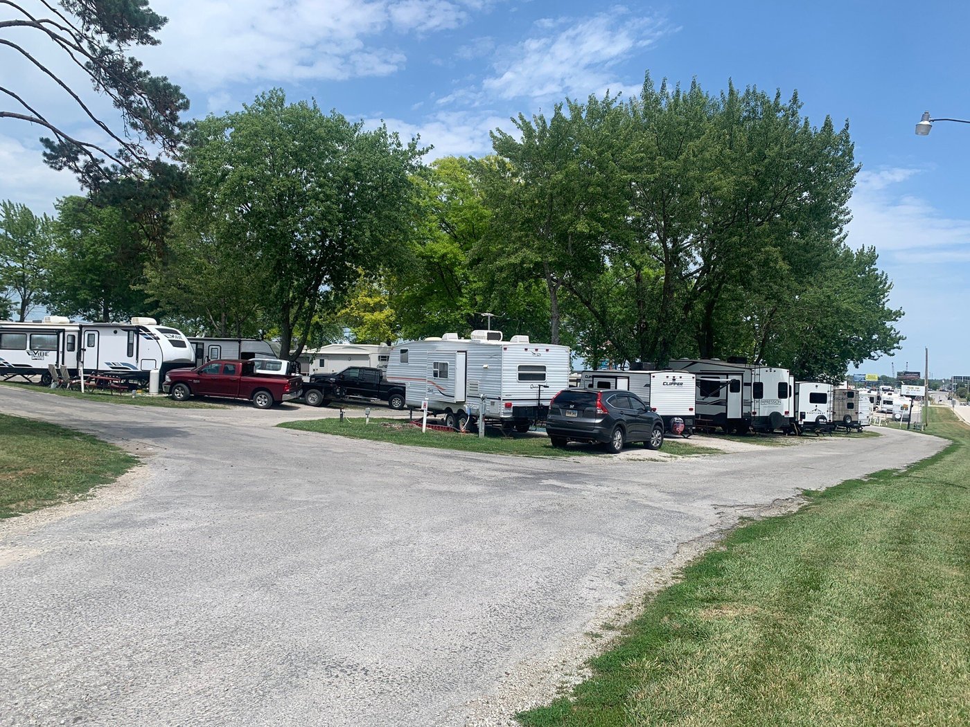 TRAILSIDE RV PARK AND CAMPGROUND - Reviews (Grain Valley, MO)