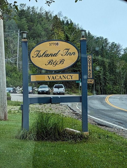 THE ISLAND INN - Updated 2024 Prices & B&B Reviews (Ingonish, Nova ...